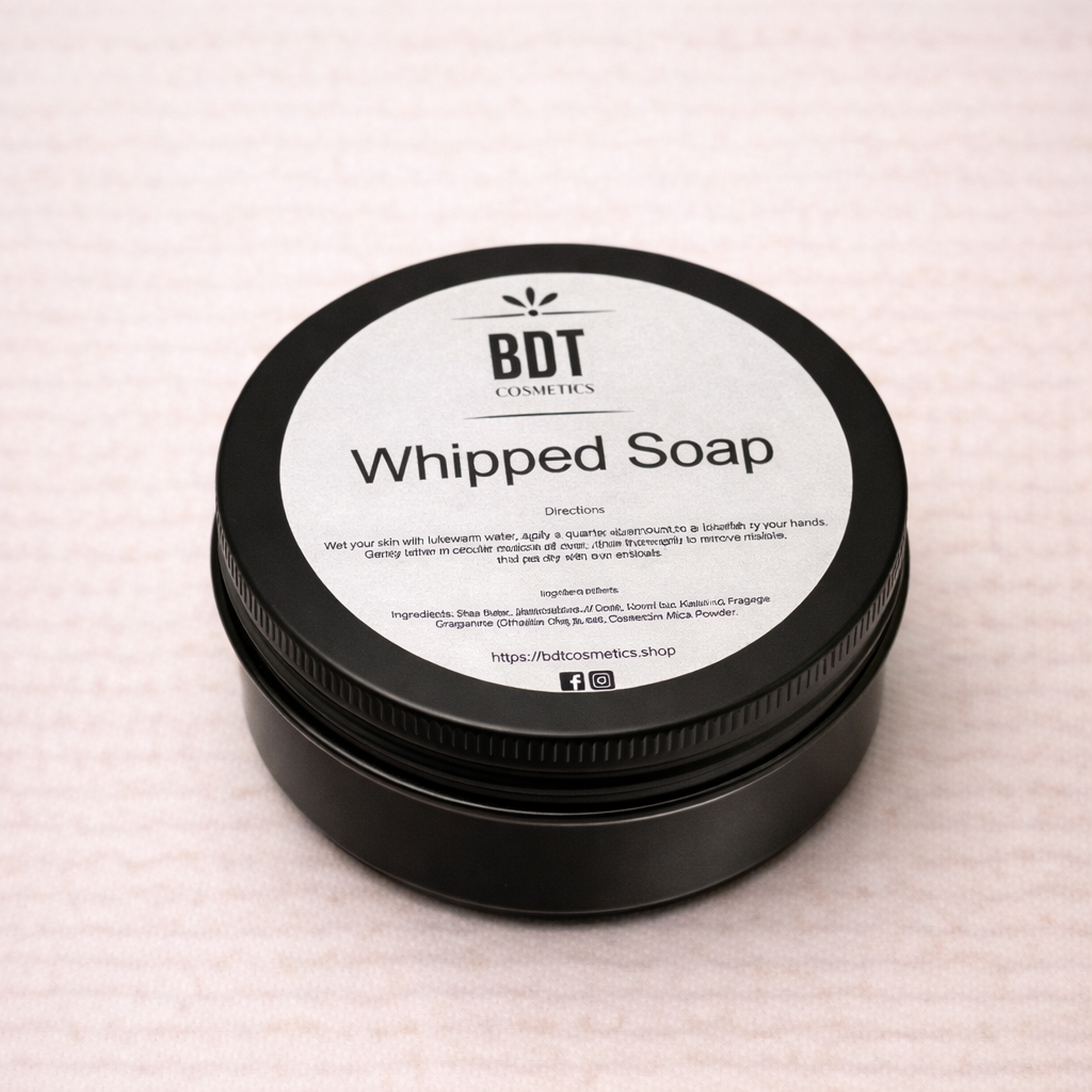 ekologisk vispad tvål, cruelty-free vispad tvål, vegansk vispad tvål, naturlig vispad tvål, ekologisk whipped soap, vegansk whipped soap, bästa ekologiska vispade tvålen, ekologisk vispad tvål för känslig hud, cruelty-free vispad tvål utan sulfater, vegansk vispad tvål utan parabener, naturlig vispad tvål för torr hud, ekologisk whipped soap Sverige, handgjord vispad tvål ekologisk, vispad tvål med sheasmör, vispad tvål med kokosolja, ekologisk tvål online, vegansk tvål Sverige, naturlig kroppstvål